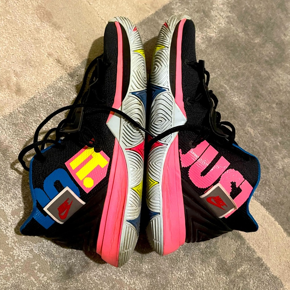 Nike Kyrie 5 Just Do It